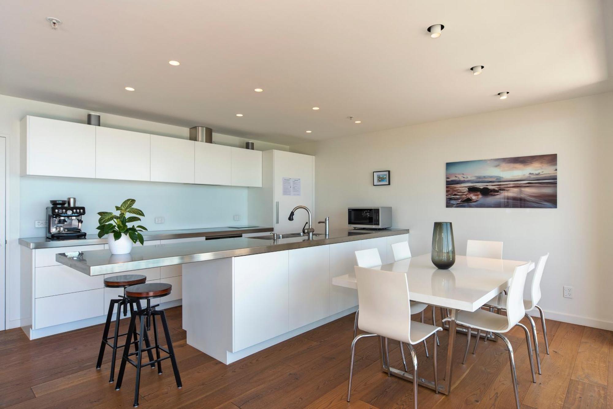 Penthouse 37 - Nelson Waterfront Apartment Екстер'єр фото