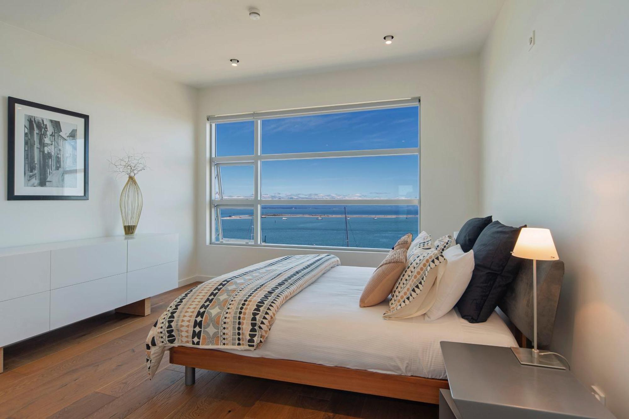 Penthouse 37 - Nelson Waterfront Apartment Екстер'єр фото