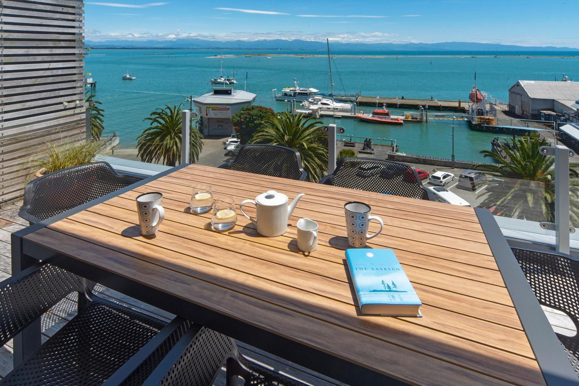 Penthouse 37 - Nelson Waterfront Apartment Екстер'єр фото