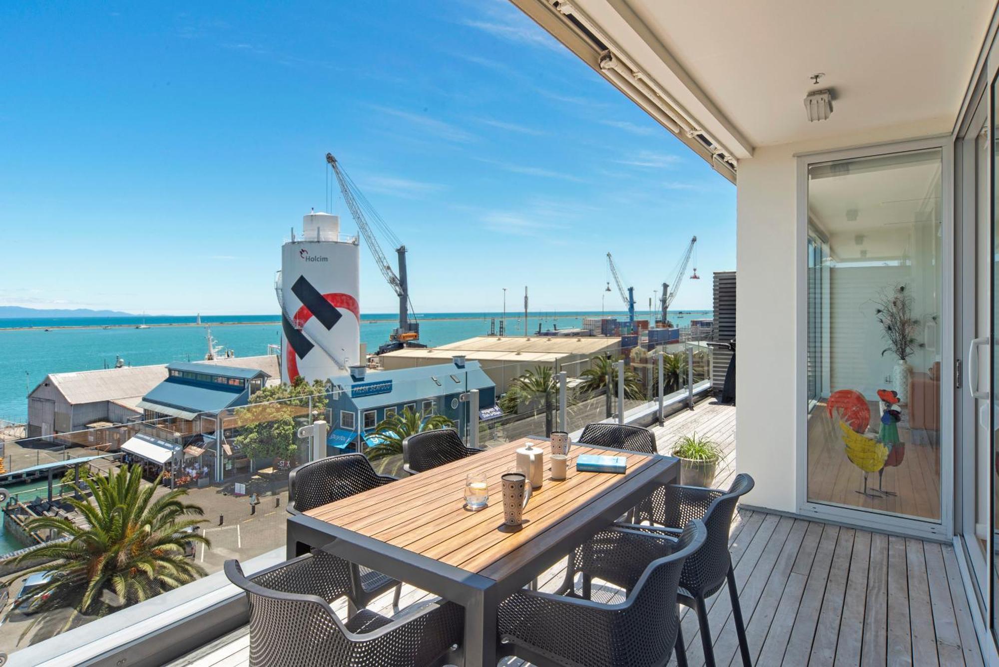 Penthouse 37 - Nelson Waterfront Apartment Екстер'єр фото